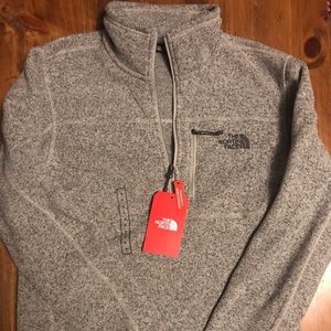 New Men’s North Face 1/4 Zip Pullover
